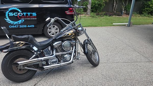 Another killer bike, not yet finished but at least it's running again after a bit of a hiatus. Gotta love a good 110 revtech 👌👌 #runningagain #harley #revtech #badass #scottscustoms #mobilemechanic #mechanic