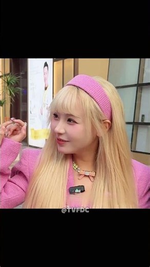 She got her nails done with her best friend's, and the reason will surprise you! 💅