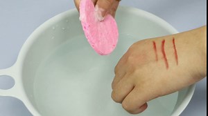 55 Pieces Compressed Facial Sponges for Estheticians, Pink Heart Face Sponges for Cleansing and Exfoliating Natural Reusable Sponges for Facials with Storage Container