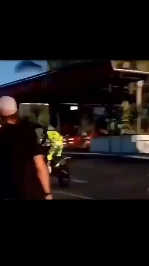 Wow😏##pourtoi #fyp #moto #foryou #saut #🤭