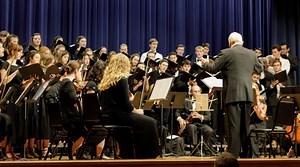 Choir & Orchestra Thrill Audience with Handel’s Messiah