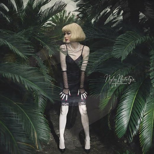 Pretty 1970's vintage 'Poesie' black Perlon full slip by Triumph International.