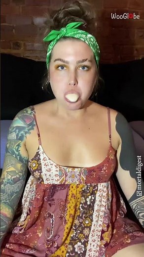 This Girl Is Blowing Bubble Gum Champ! || WooGlobe