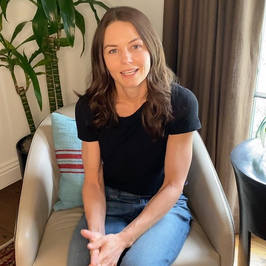 Jennifer Morrison on Instagram: "Day 80 #101smiles WARNING LABELS is a part of @tribeca A SHORT A DAY KEEPS THE ANXIETY AWAY today! You will be able to view the short live at 9pm EST tonight AT THE LINK IN MY BIO Logline: Two workers for the Center For Disease Control meet for drinks, only to discover that love is the most hazardous thing of all."