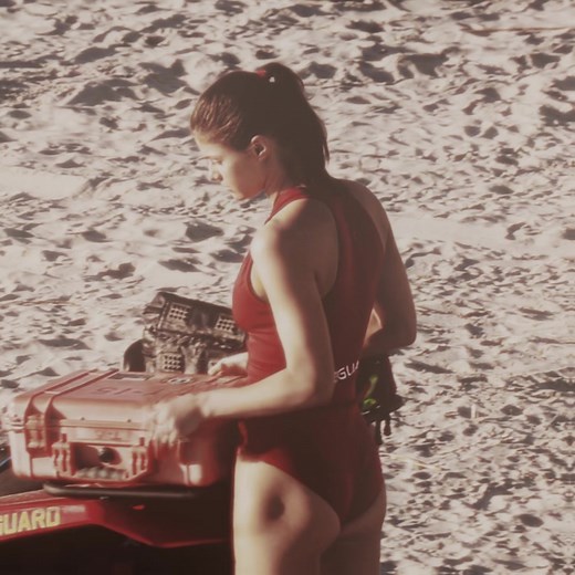 Reposting Summer Quinn & Alexandra Daddario Flop!