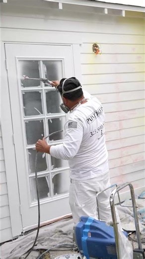 Lights, camera, PAINT TIGERS!