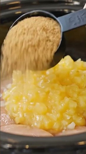 🍍✨ Slow Cooker Pineapple Chicken (My Week-After-Week Craving!)