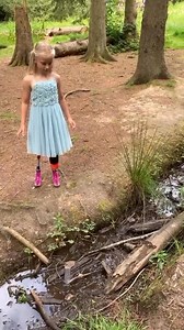 All it takes is one jump to change everything..🦿 #jump #positivevibes #amputee #smile #amazingpeople #explorepage #park #DisabledInfluencer | Daisy-May Demetre