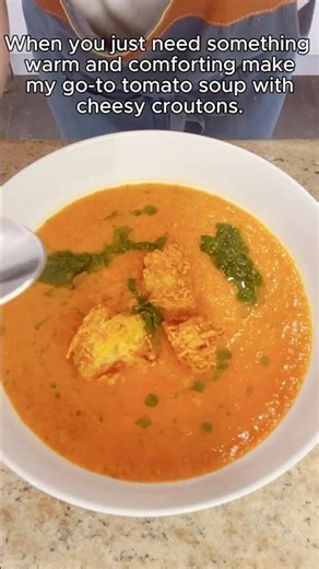 Next-Level Tomato Soup 🍅🔥 with Irresistible Cheesy Croutons 🧀✨