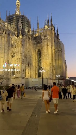 #Milano #4k #italy #voyage