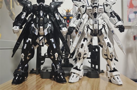 长龙暮光白和午夜黑