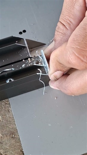 spigo spigot we tie to connect the door frame #works #shots #diy #cncmill #tools4life #aluminium