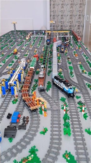 Dangerous Trains in Lego City Railyard #legotrain #legorailyard #legocity #legoafol #legorail #lego