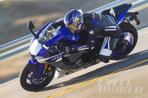 2015 Yamaha YZF-R1 Review