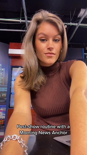 Some days DO look different though. #dayinmylife #news #anchor #vlog #grwm #morning #newsanchor #vlog #fyp #water #healthy #tiktok