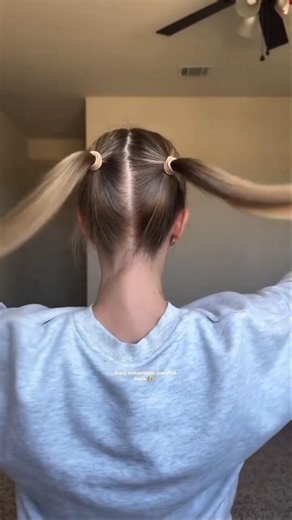 Viral Easy Voluminous Ponytail hack 👩‍🦳💫✨️.... #ponytailhack #yt #hairstyle #hairtutorial