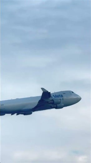 FlyMeta Boeing B747 Freighter takeoff at Hong Kong International Airport