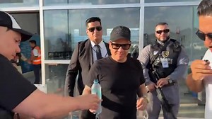 🎙️📻🇪🇨 ALZATE ya en Ecuador, este martes 2 de diciembre no te pierdas el espectacular concierto en #Palanda por sus 28 años de cantonización. | Café Radio