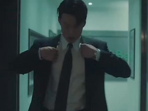 This scene was pure chaos Him getting dragged into an interrogation about his relationship and Darim quietly plotting with them like she’s innocent 😂 #DynamiteKiss #DynamiteKissEp12 | Love KDrama