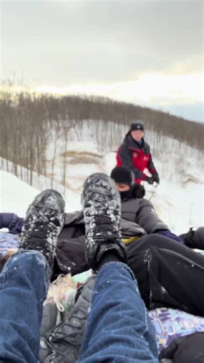 Winter fun you can’t miss ❄️ Snow Valley Resort magic #SnowTubing #SnowValley #WinterFun #CanadaWinter #WinterVibes