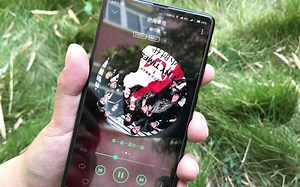 小米MIX2体验，全面屏3299的价格值得购买吗，建议想买的可以先看看