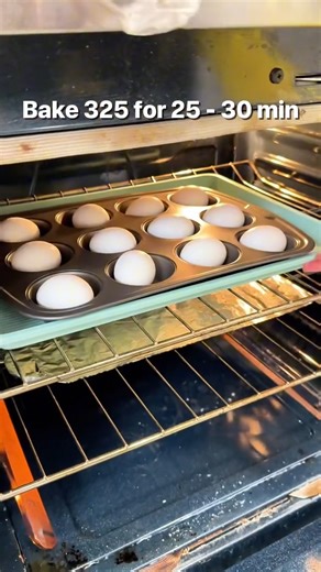 This is so much easier #hack #cookingtip 🎬 This video was produced by Network Media and Liz & Jeff | The Simple Dish