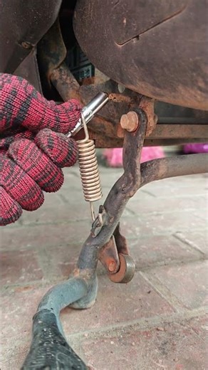 Rusted & Stuck Side Stand on Old Bike? Low-Cost DIY Rescue Guide