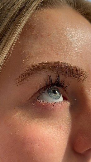 42K views · 138 reactions |  PRICE DROP  OBSESSED with our award-winning MOODSTRUCK EPIC twisted mascara, the double wand mascara that is designed to define and volumize - NOW $29  The double wand mascara that is designed to define and volumize, working to coat each lash, even those you didn't know you had! | Younique | Facebook