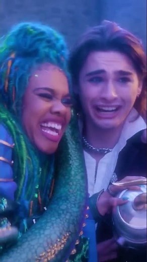 All aboard, Hook stans ⚓️ DisneyDescendants TheRiseOfRed DisneyPlus