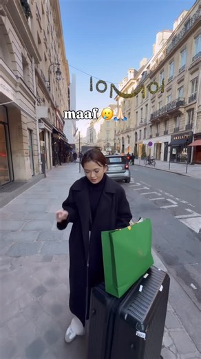 PARIS SHOPPING TRIP • POLENE • PRIVATE SALE on Instagram: "😭😭😭😭"
