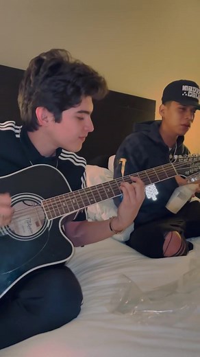 Desde Morro: Requinto y Guitarra en Regional Mexicano