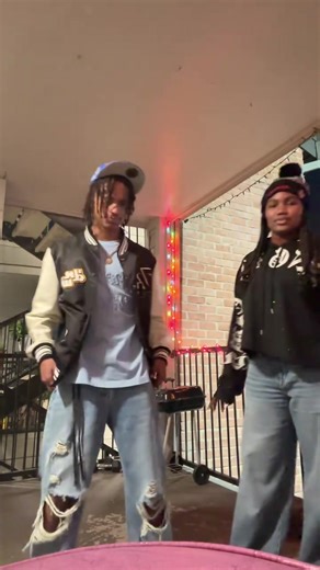 L_carly💘🦊 (@l_carly)’s videos with original sound - L_carly💘🦊