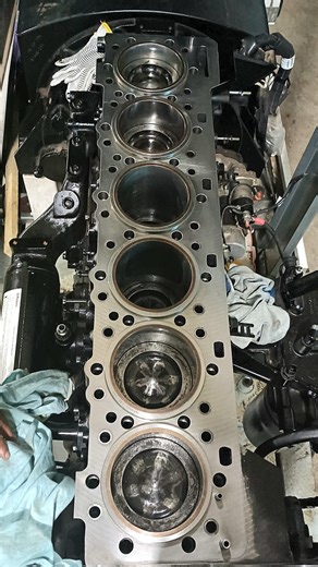 364K views · 3.5K reactions | "Ring piston fixing work completed on both the Cat C15 and Perkins engines! Ready to power through with top performance. #tayeb_power_engineering #explorepage #foryoupageシ #dieselengine #foryoupagereels #power #technology #generator #EngineRebuild #CatC15 #Perkins #PistonFix #HeavyMachinery" | Tayeb Power Engineering | Facebook