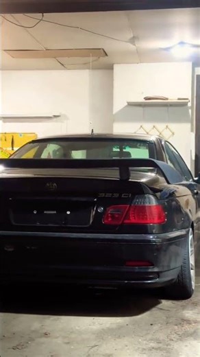 326 style wing and roof spoiler test fit #bmw #e46 #driftcar