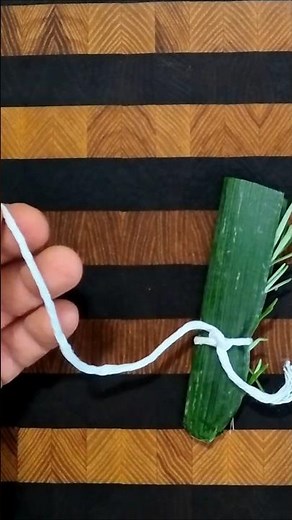 How To Make A Bouquet Garni / Sachet D'epices Like A Chef