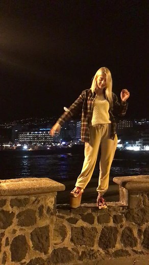 lerochka.happy (@lerochka.happy)’s videos with оригінальний звук - mygin_world