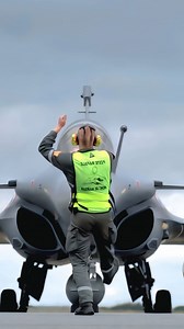 When Fighter Jet Marshallers Turn Serious Work Fun 😂✈️ #femalepilot #womenpilot #pilot #usa #aircraft #airforce #avgeek #aviation #helicopter #usaf #f16 #a10 #f35 #f15 #f22 #f18 #usmilitary #aviationlovers #fighter #viralpost | Ottilie Selma