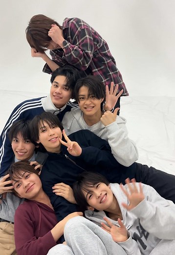東西なかよし🌟 阿達慶・末永光・竹村実悟・千井野空翔・鍋田大成・野田開仁・渡邉大我