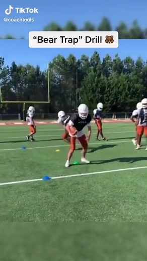 Full speed tackling drill. First tackle is a close quarters and second is an “Open Field Tackle”. Great to start practice with 💪 (via HHHTacklingAcad/twitter) #collegefootball #highschoolfootball #nfl #tackling #drill #coachtools