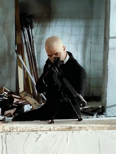 Mysterious Killer Targets Body Double💥, Grabs Dual Guns to Beat SWAT!#movie #filmcommentary #foryou #usa #fyp