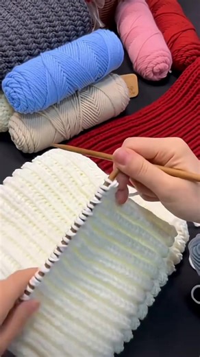 Easy Knitting Scarf Tutorial for Beginners