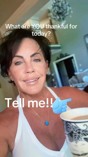 Kelly Lang on Reels