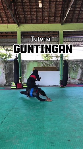 Pencak Silat Tutorial: Mastering the Guntingan Technique