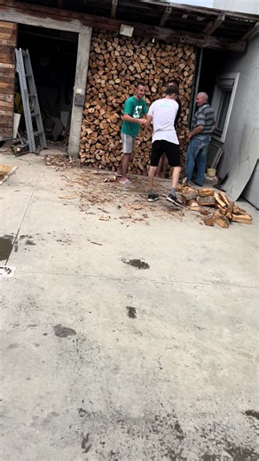 Na 6m 16 ljudi — šta znači?