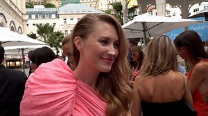Přes Hollywood se konečně dostala k hlavní roli v Česku: Krásná blondýnka hrála i s Judem Lawem - Super.cz