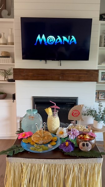 🌺 Moana Family Movie Night | Easy Themed Food and Decorations