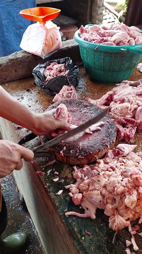 Chicken Cutting Skills: Boosting Productivity and Quality Output