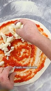 Perfect Thin Crust Pizza! | Maestro Vito iacopelli