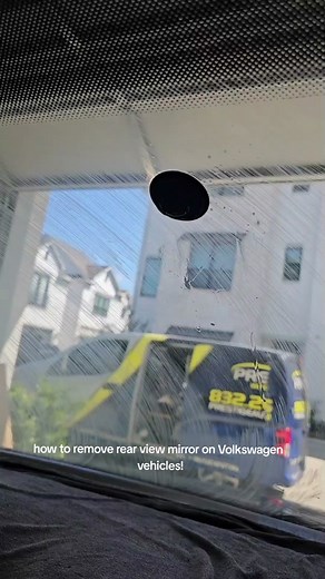 How to Remove Rear View Mirror on Volkswagen Vehicles