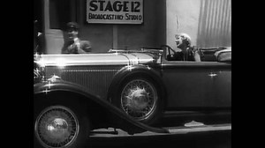 clip-1107534097-usa---1932-this-hollywood-revue-mary